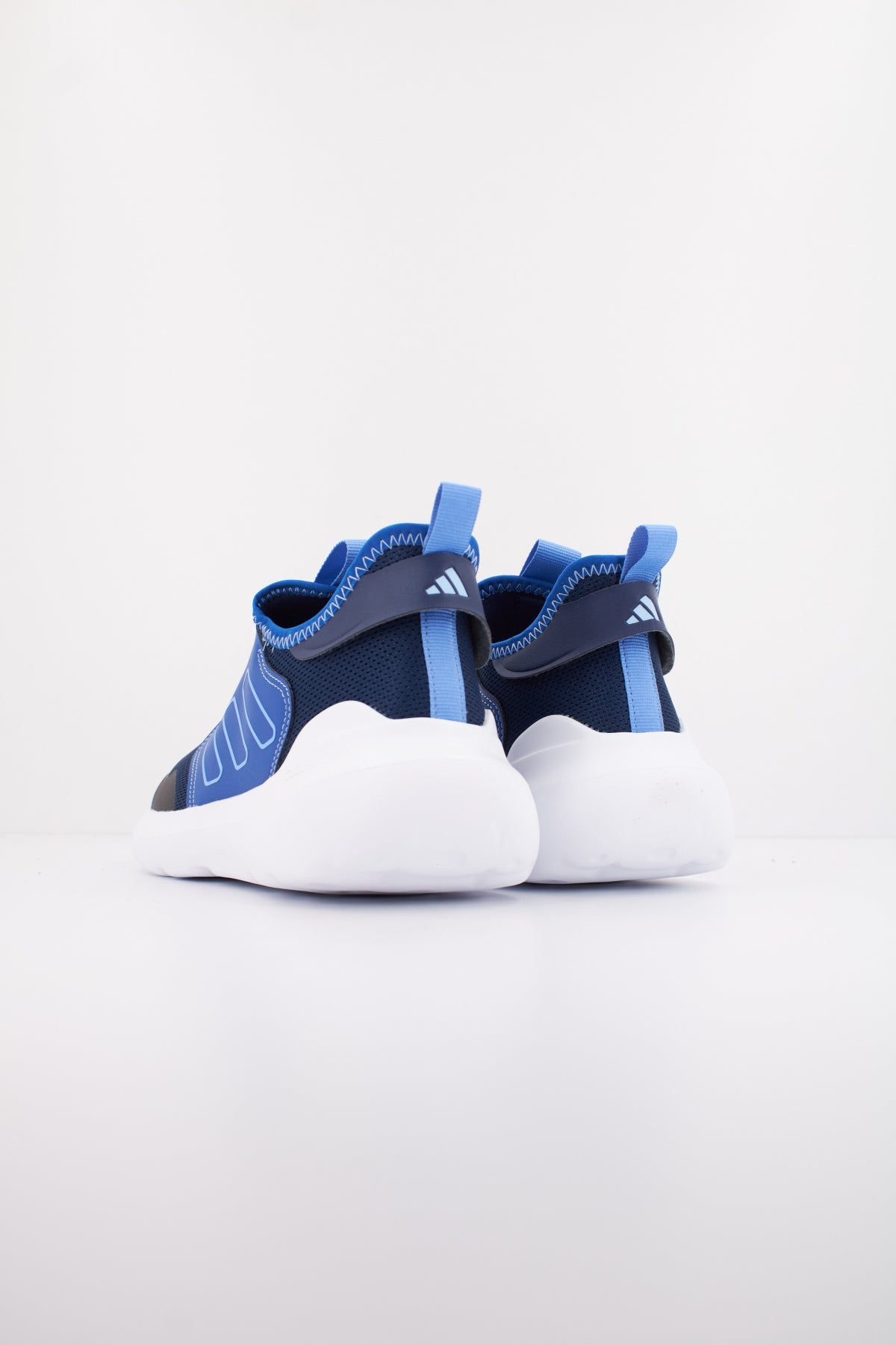 ADIDAS  TENSAUR COMFORT AC  en color AZUL  (4)