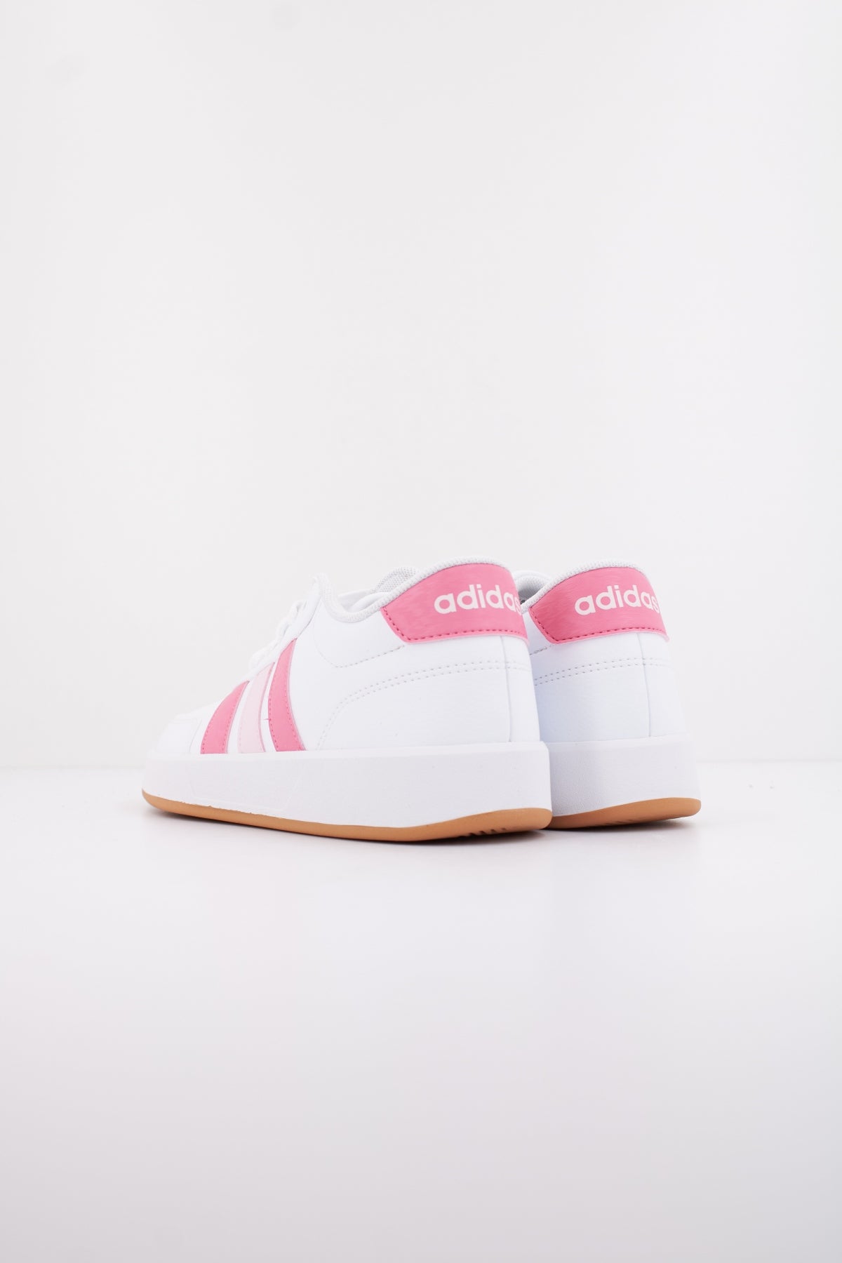 ADIDAS BREAKNET . J en color BLANCO  (4)
