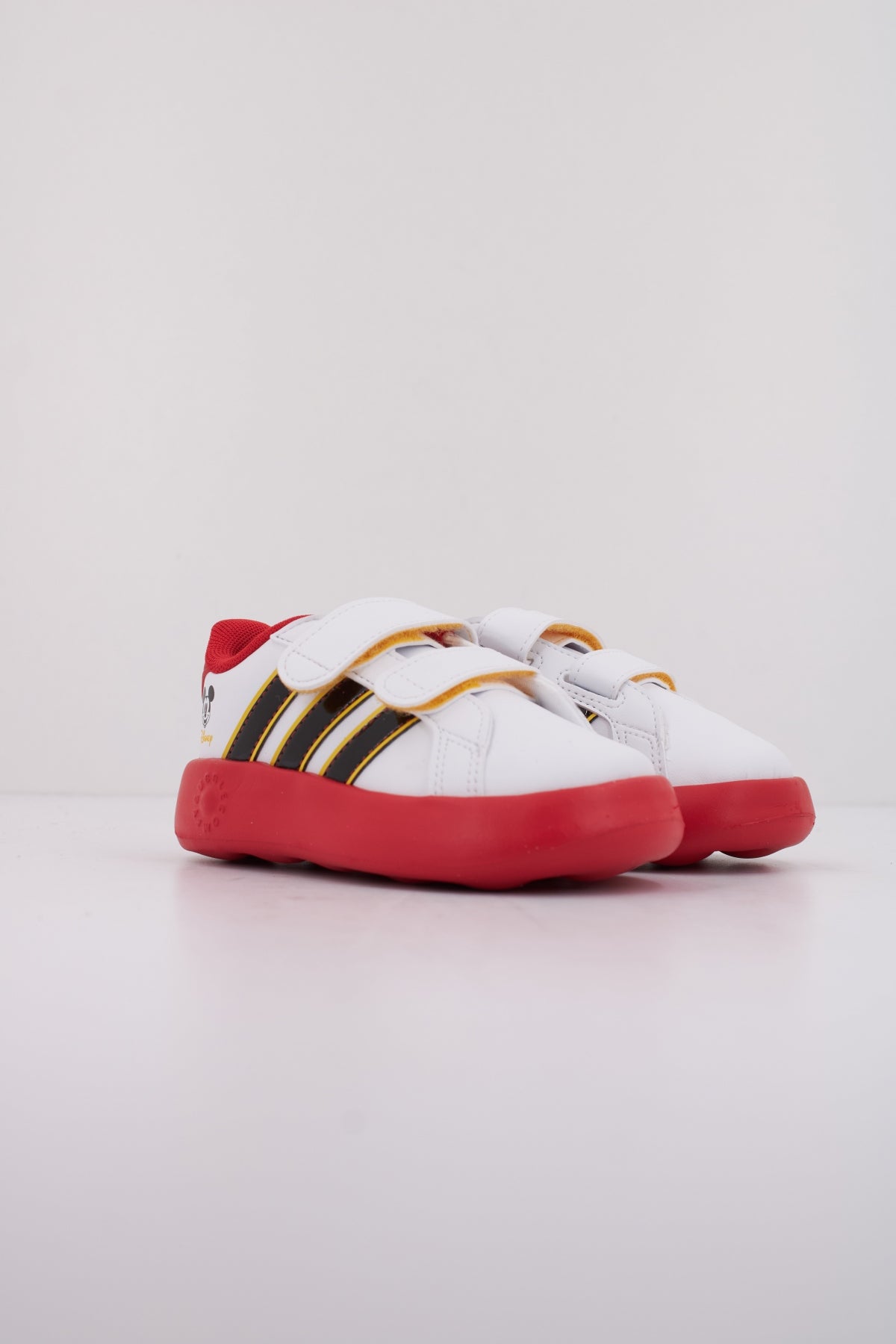 ADIDAS  COURT MICKEY  en color BLANCO  (2)