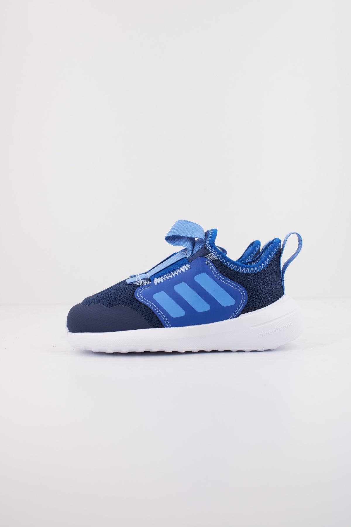 ADIDAS TENSAUR COMFORT AC en color AZUL  (1)