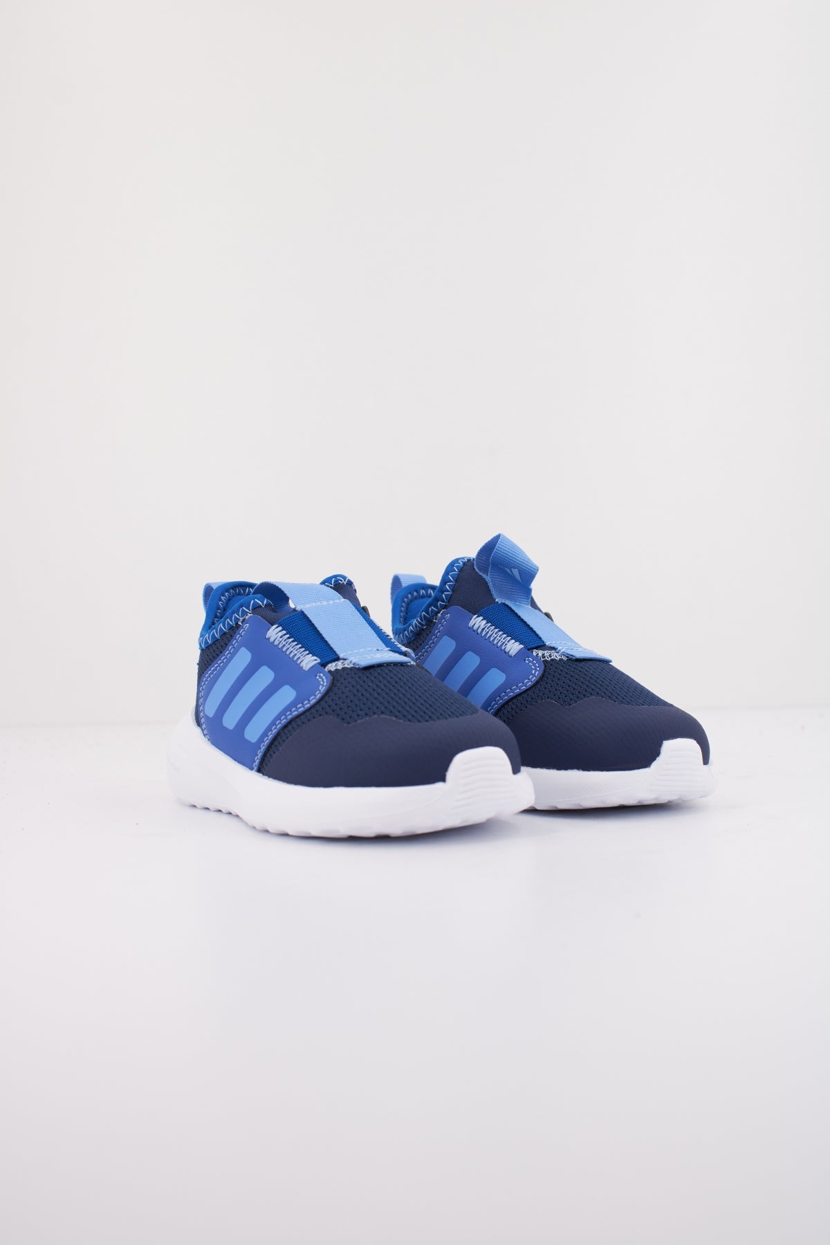 ADIDAS TENSAUR COMFORT AC en color AZUL  (2)