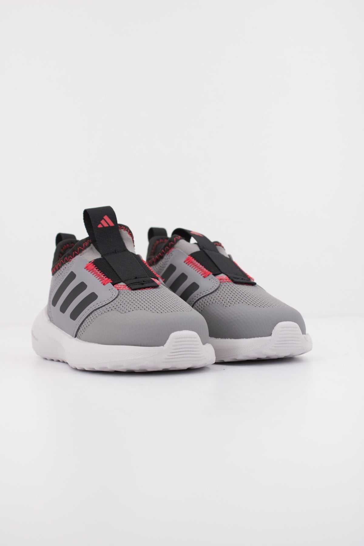 ADIDAS TENSAUR COMFORT AC en color GRIS  (2)