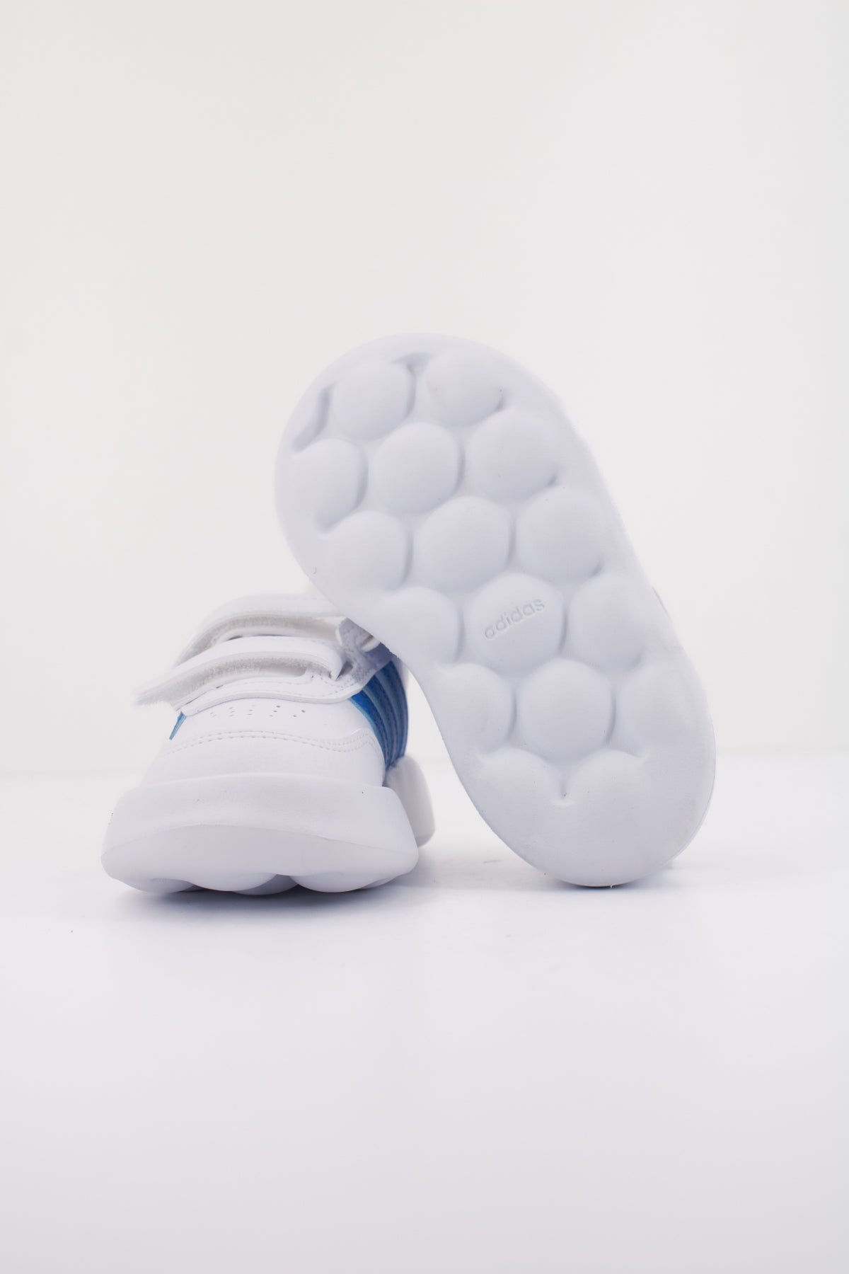 ADIDAS BREAKNET . CF I en color BLANCO  (5)