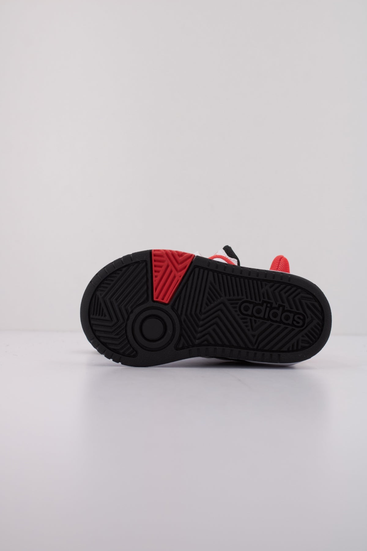 ADIDAS  HOOPS . CF I  en color BLANCO  (5)