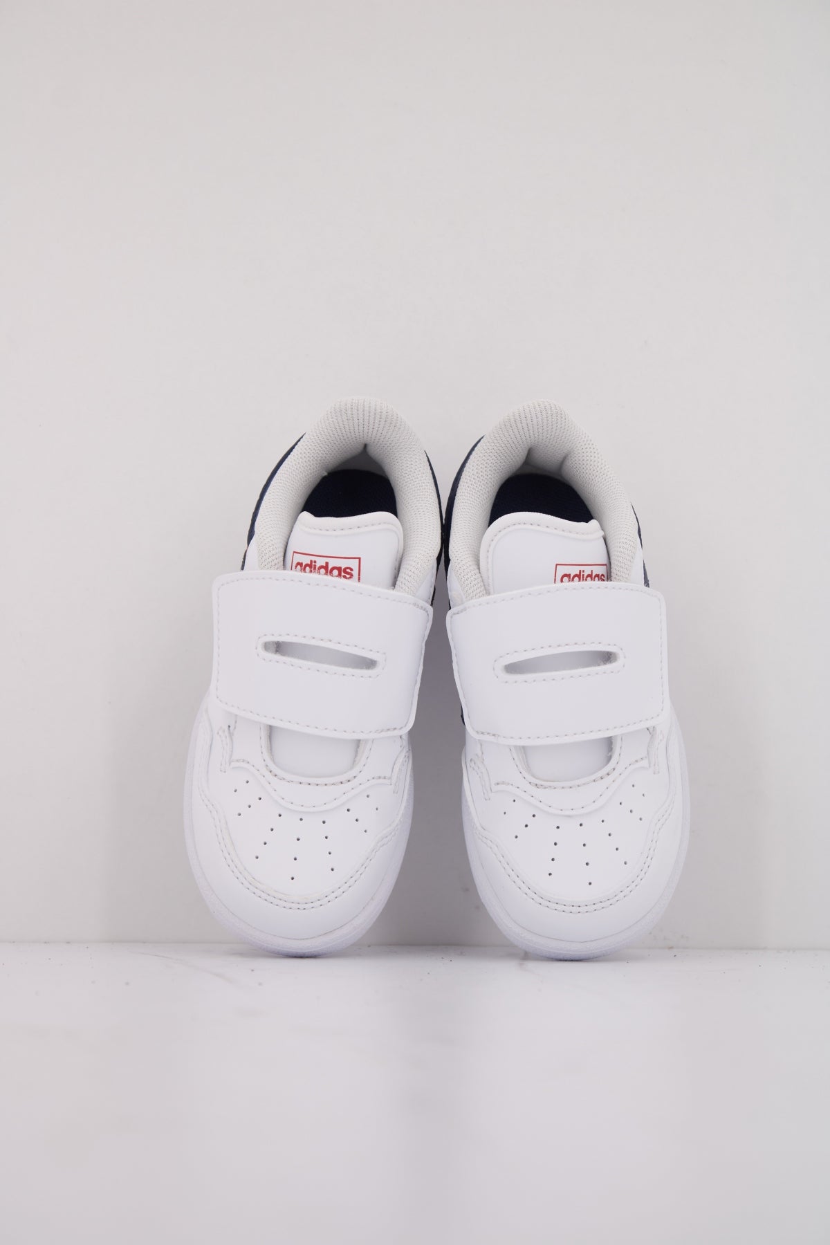 ADIDAS HOOPS . CF I en color BLANCO  (3)