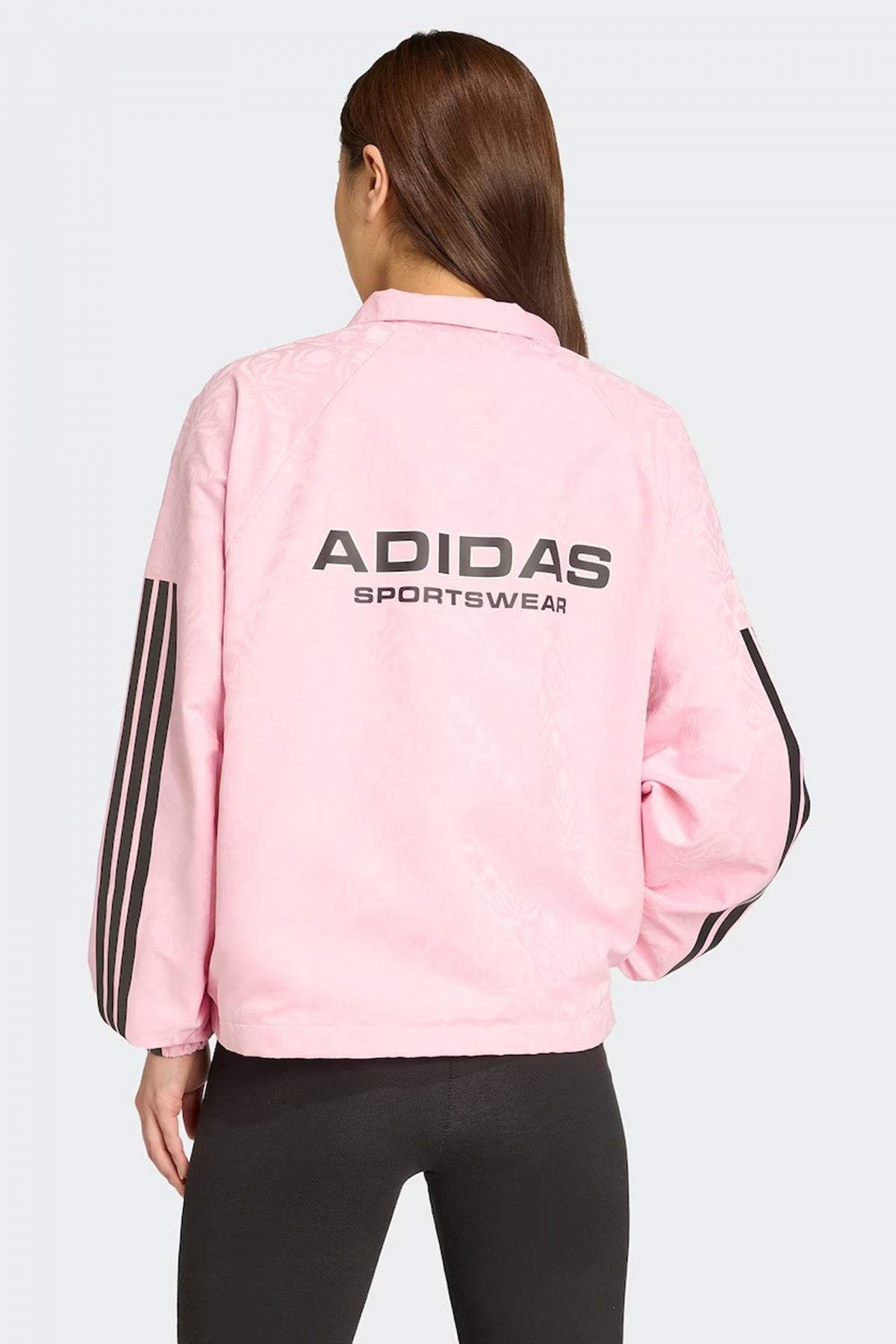ADIDAS W TIRO Q JKT en color ROSA  (3)