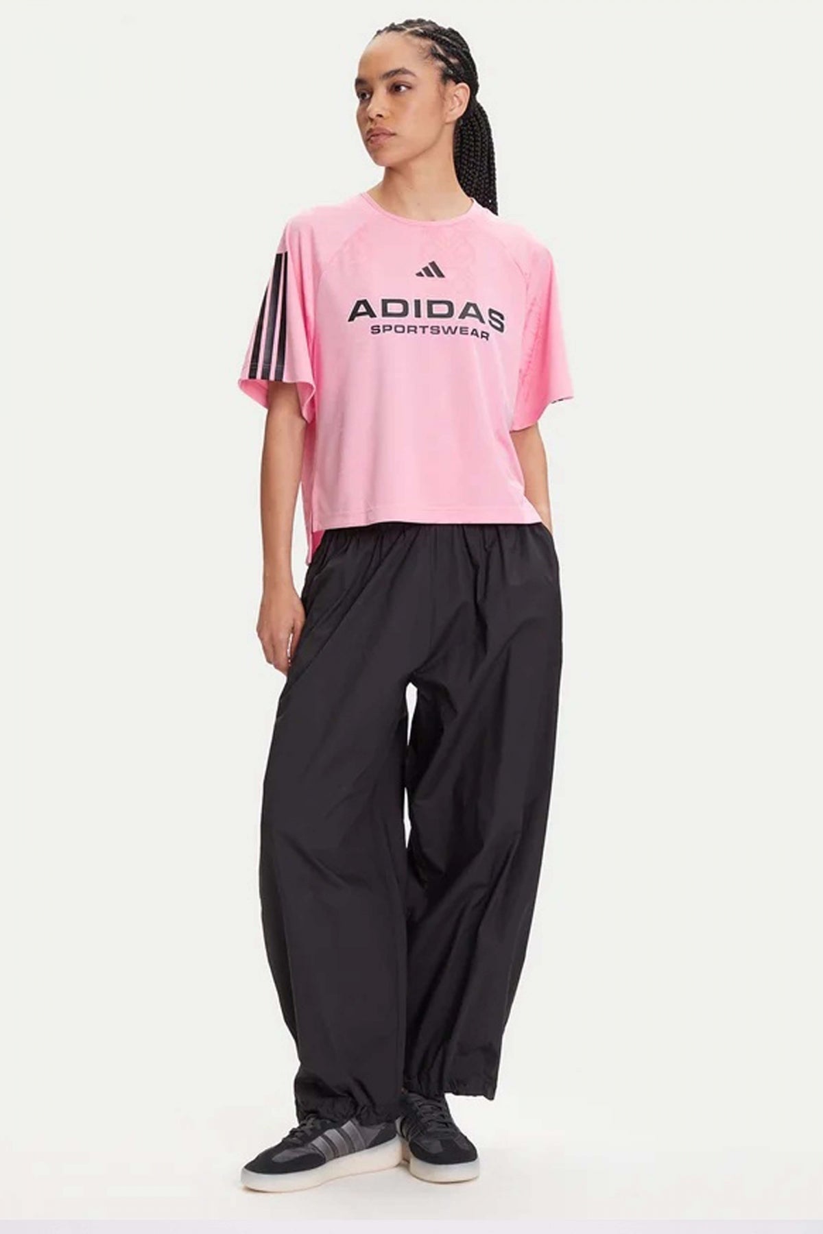 ADIDAS  W TIRO Q TEE  en color ROSA  (4)