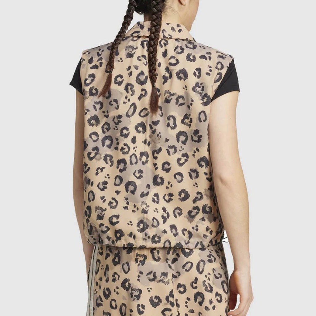 ADIDAS  W AOP VEST  en color ANIMAL PRINT  (6)
