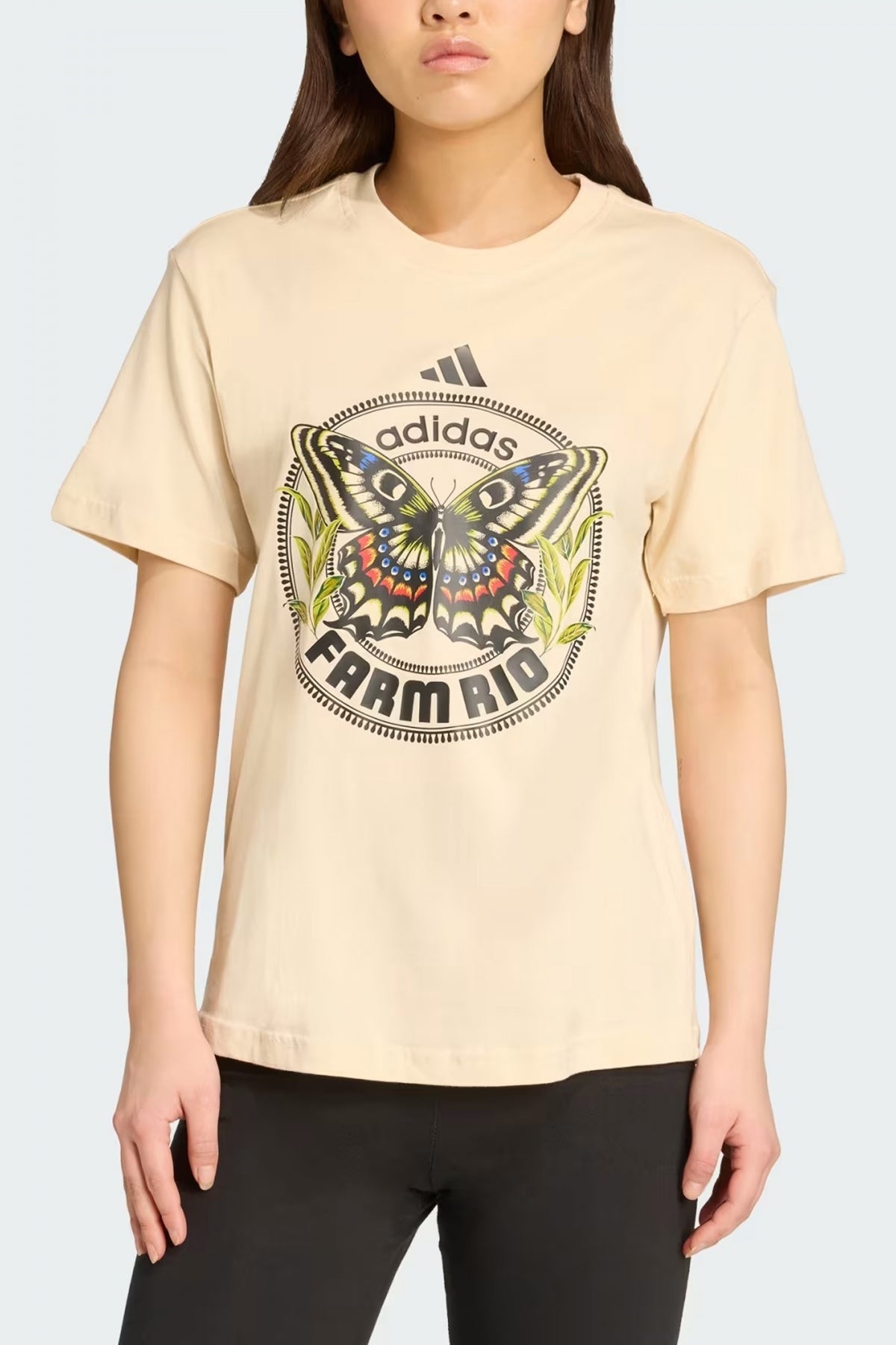 ADIDAS FARM GFX TEE en color BEIS  (1)