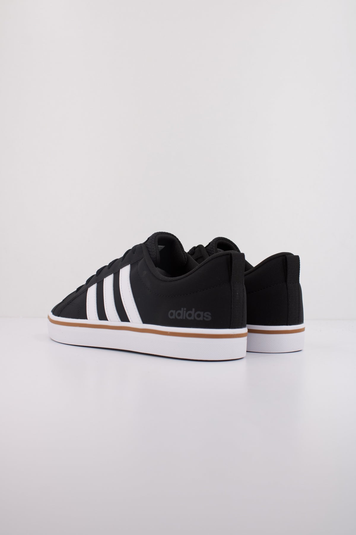 ADIDAS VS PACE . en color NEGRO  (4)