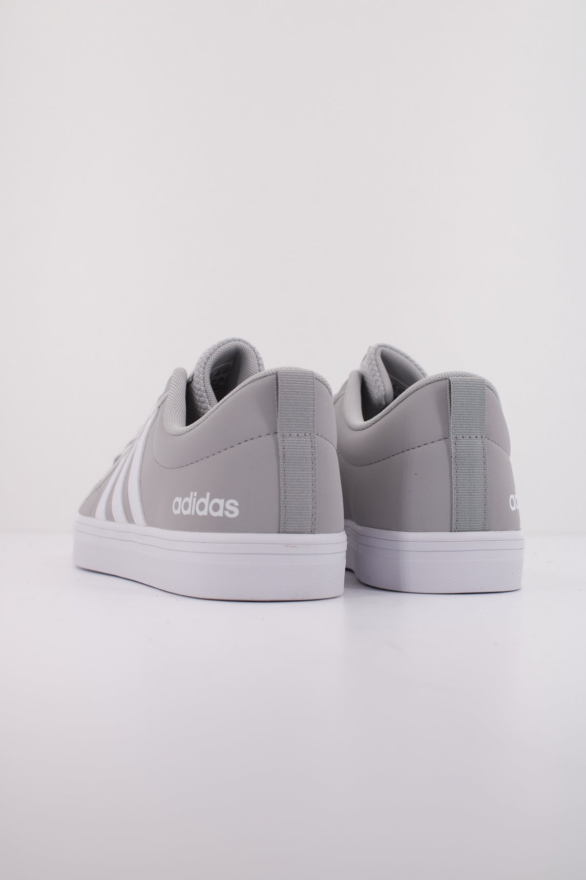 ADIDAS PACE . en color GRIS  (4)