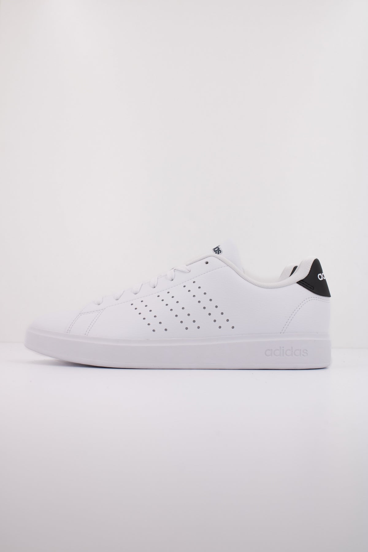 ADIDAS ADVANTAGE . en color BLANCO  (1)