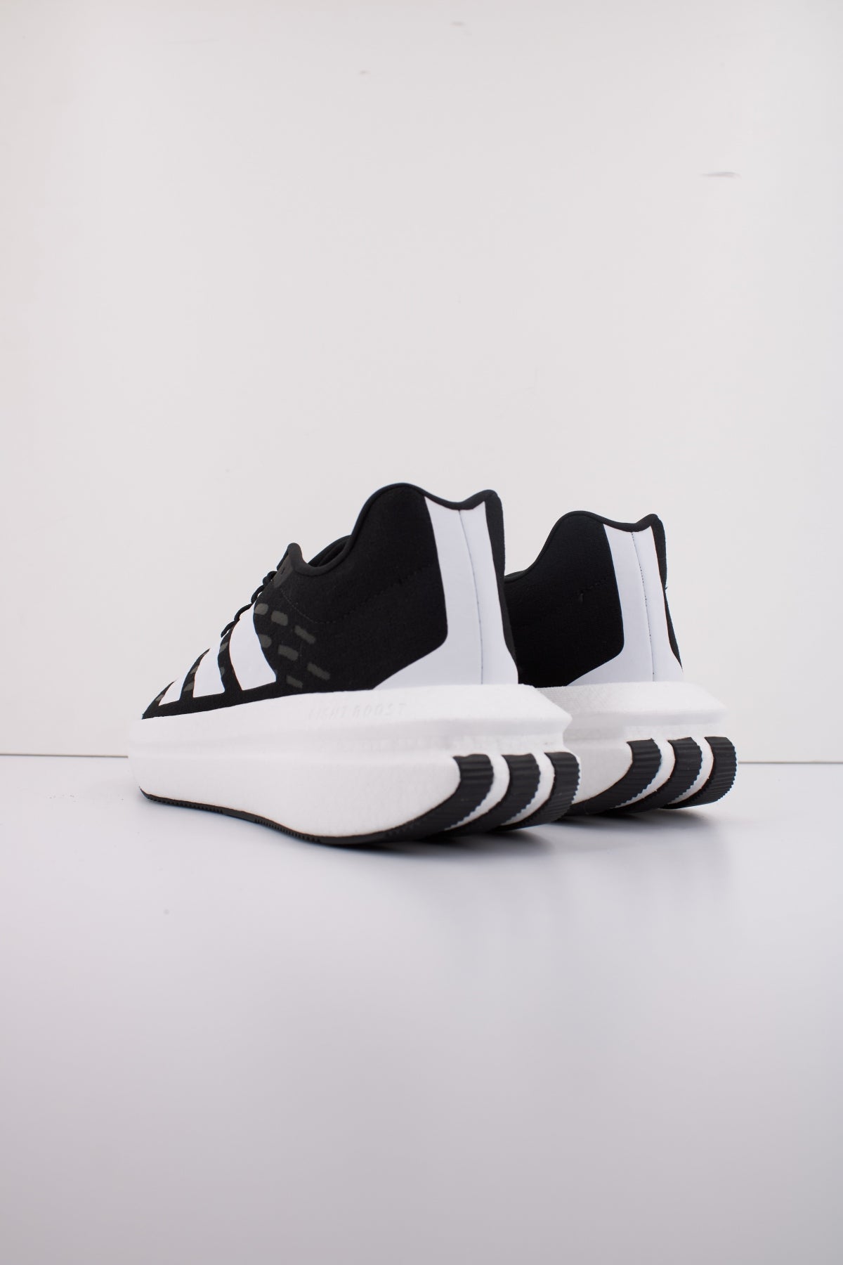 ADIDAS FLOWBOOST en color NEGRO  (4)
