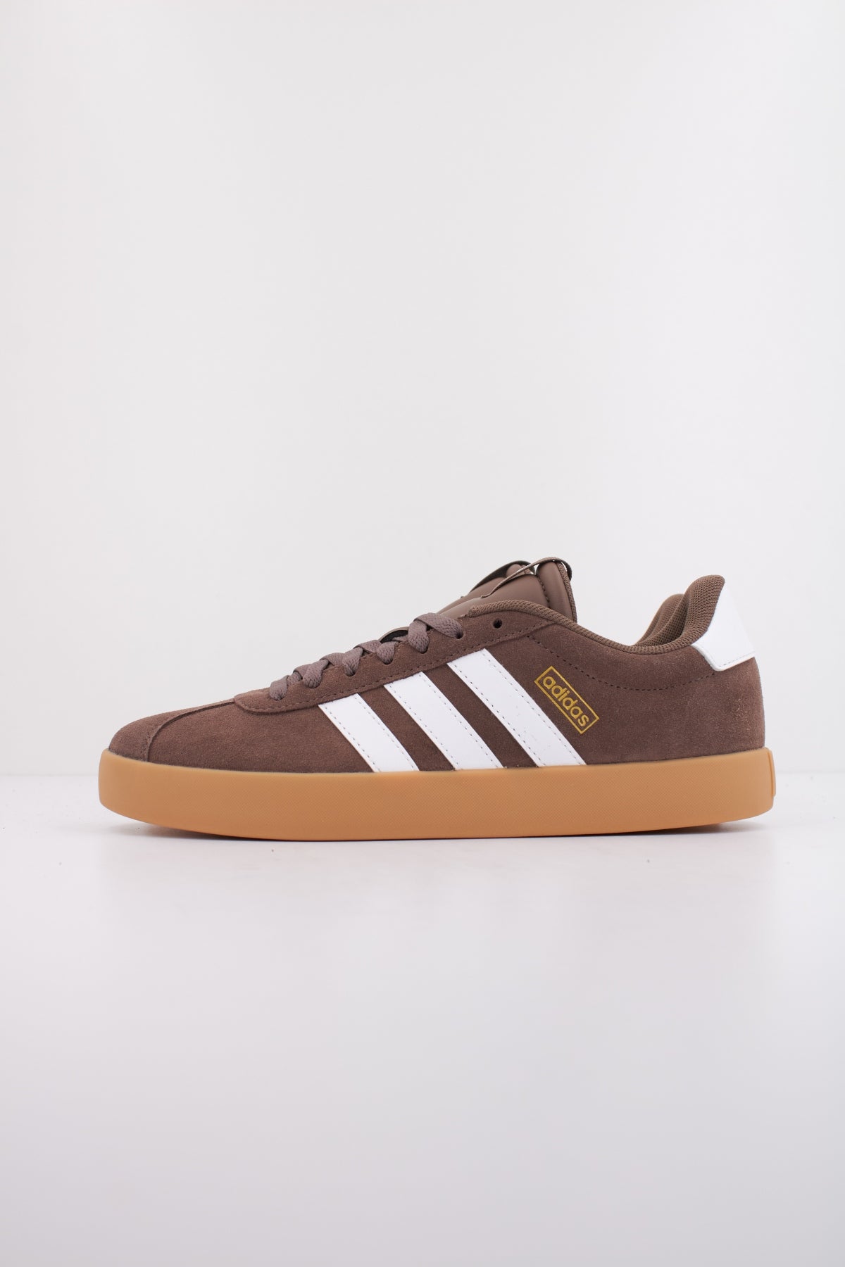 ADIDAS VL COURT . en color MARRON  (1)