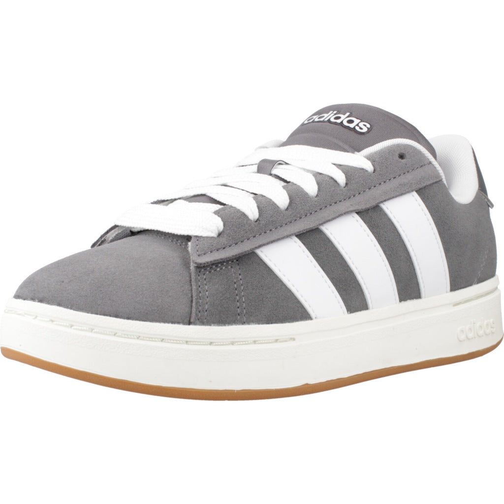 ADIDAS GRAND COURT ALPHA en color GRIS  (1)