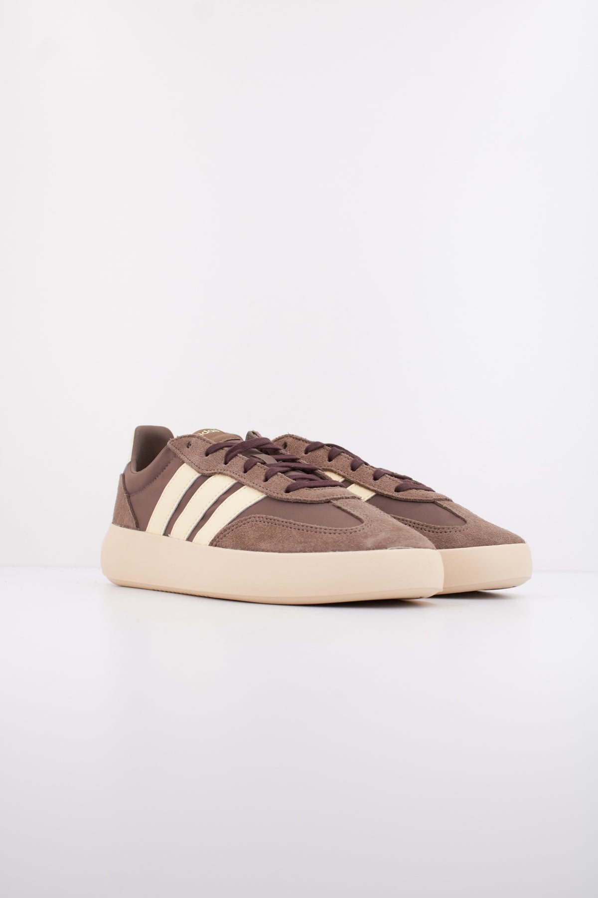 ADIDAS BARREDA DECODE en color MARRON  (2)