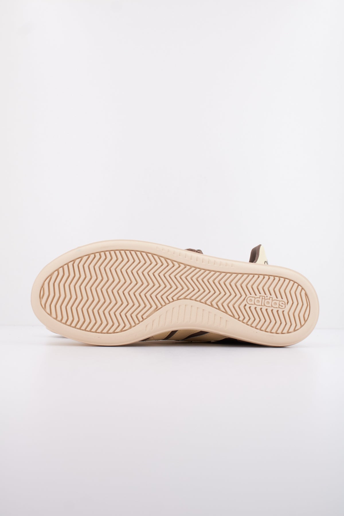 ADIDAS BARREDA DECODE en color MARRON  (5)