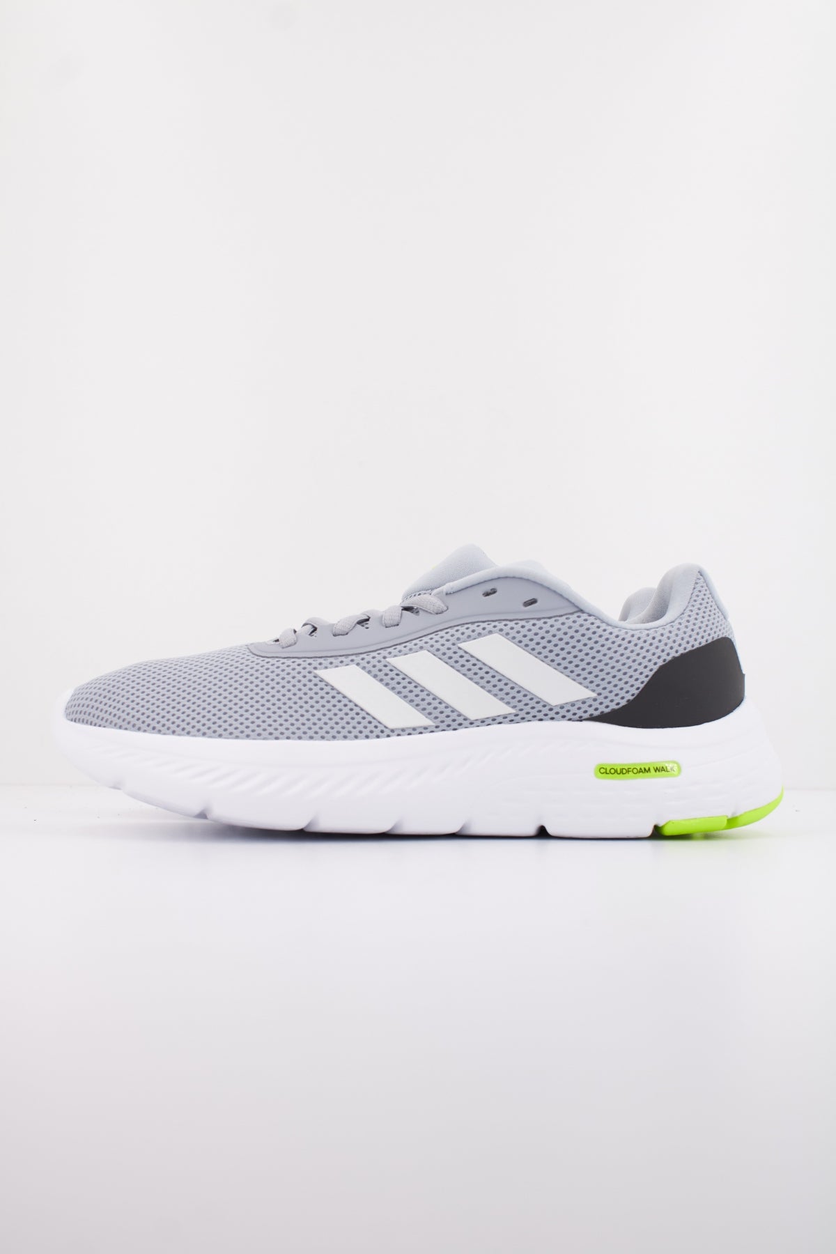 ADIDAS CLOUDFOAM MOVE en color GRIS  (1)