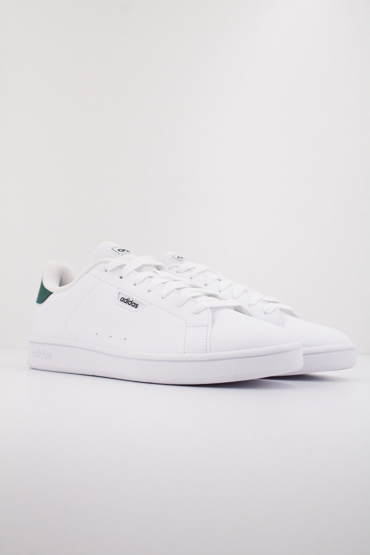 ADIDAS URBAN COURT en color BLANCO  (2)