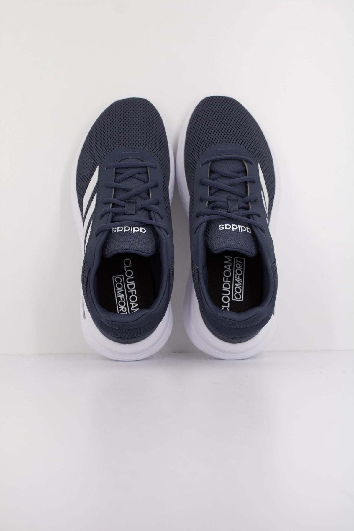 ADIDAS  CLOUDFOAM COMFY  en color AZUL  (5)