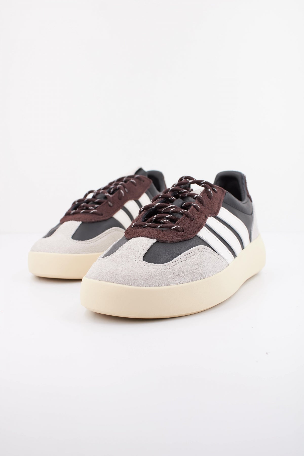 ADIDAS BARREDA DECODE LUX en color NEGRO  (2)