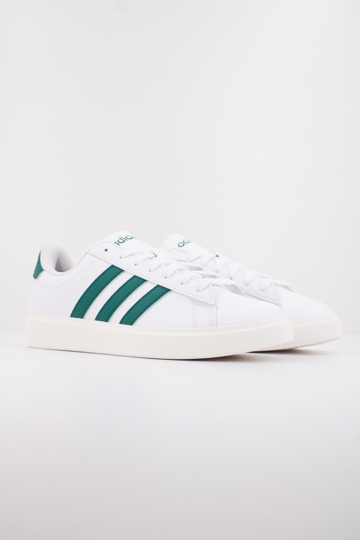 ADIDAS GRAND COURT . en color BLANCO  (2)