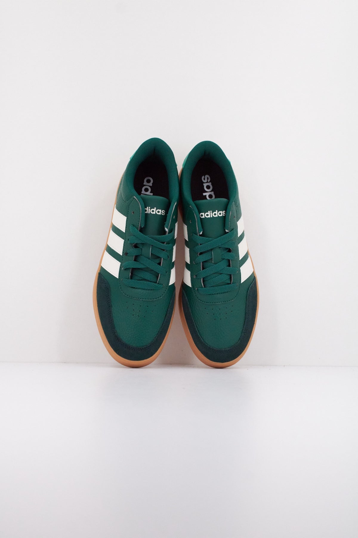 ADIDAS BREAKNET . en color VERDE  (3)