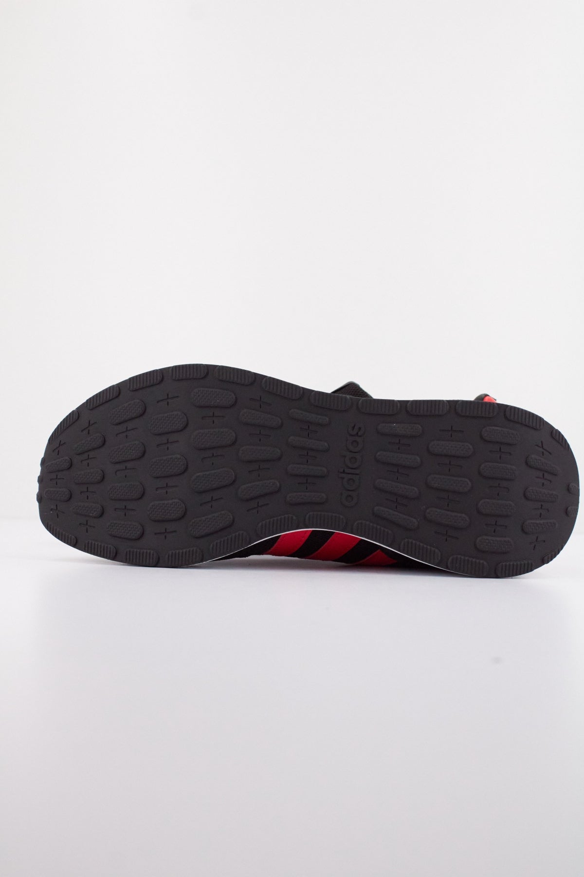 ADIDAS RUN s . en color NEGRO  (4)