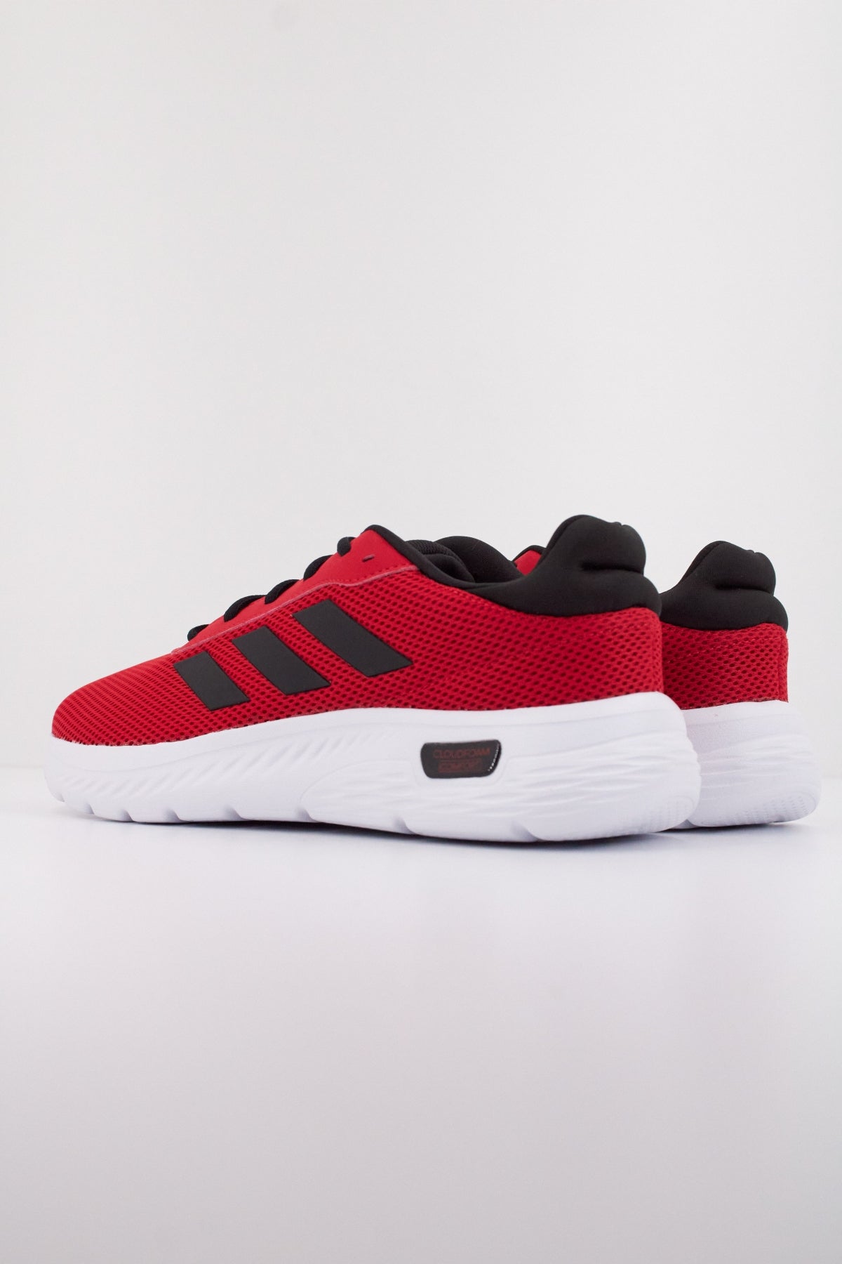 ADIDAS CLOUDFOAM COMFY en color ROJO  (5)