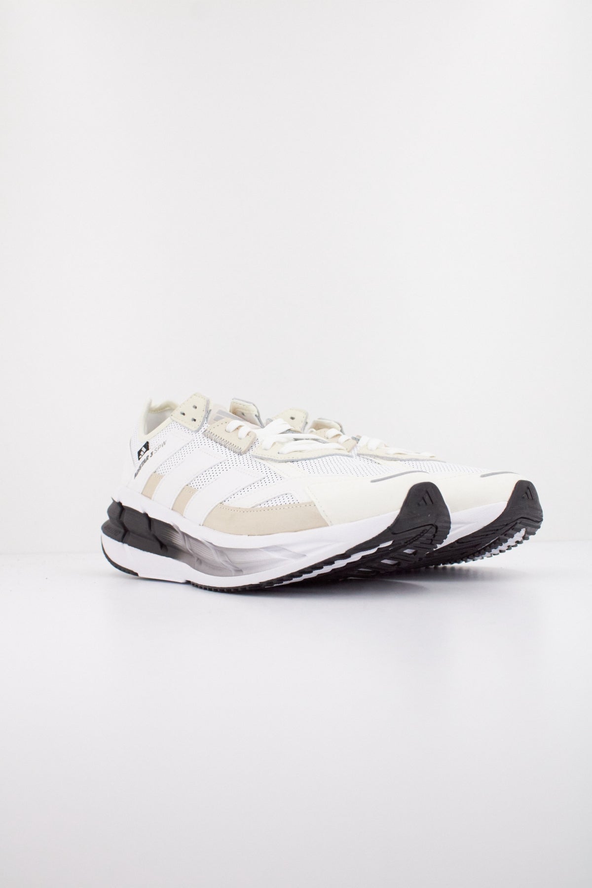 ADIDAS ADISTAR  SPORTSWEA en color BLANCO  (2)