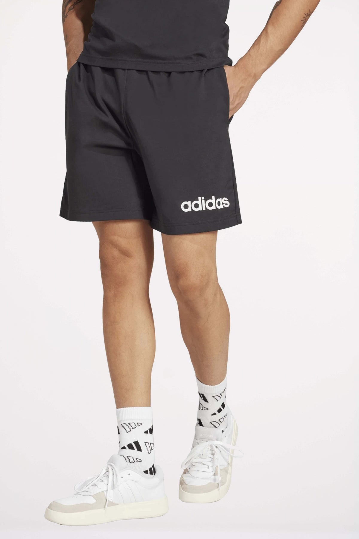 ADIDAS M LIN SJ SHO en color NEGRO  (1)