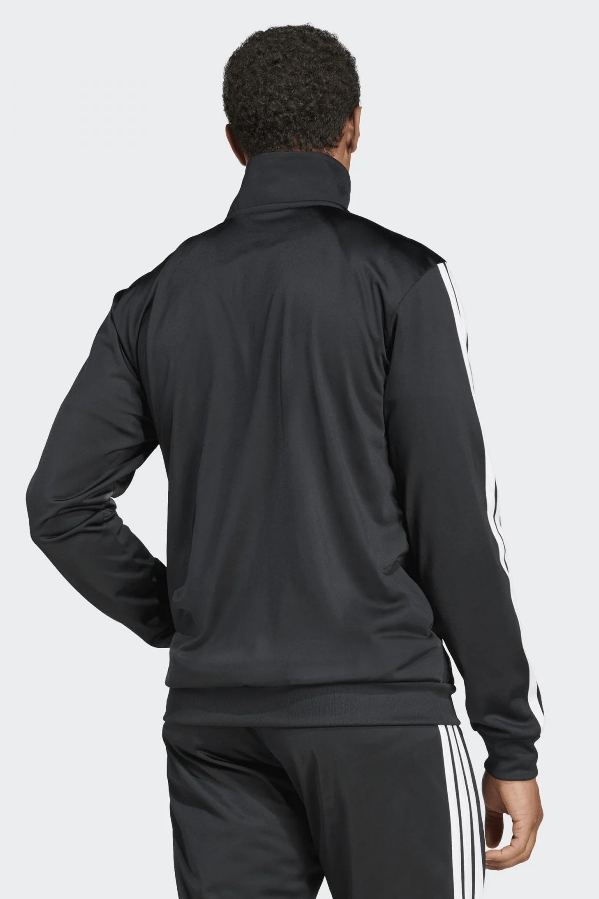 ADIDAS M S TR TT en color NEGRO  (3)