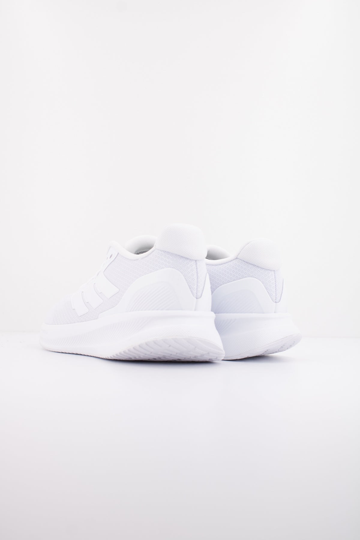 ADIDAS RUNFALCON  en color BLANCO  (4)