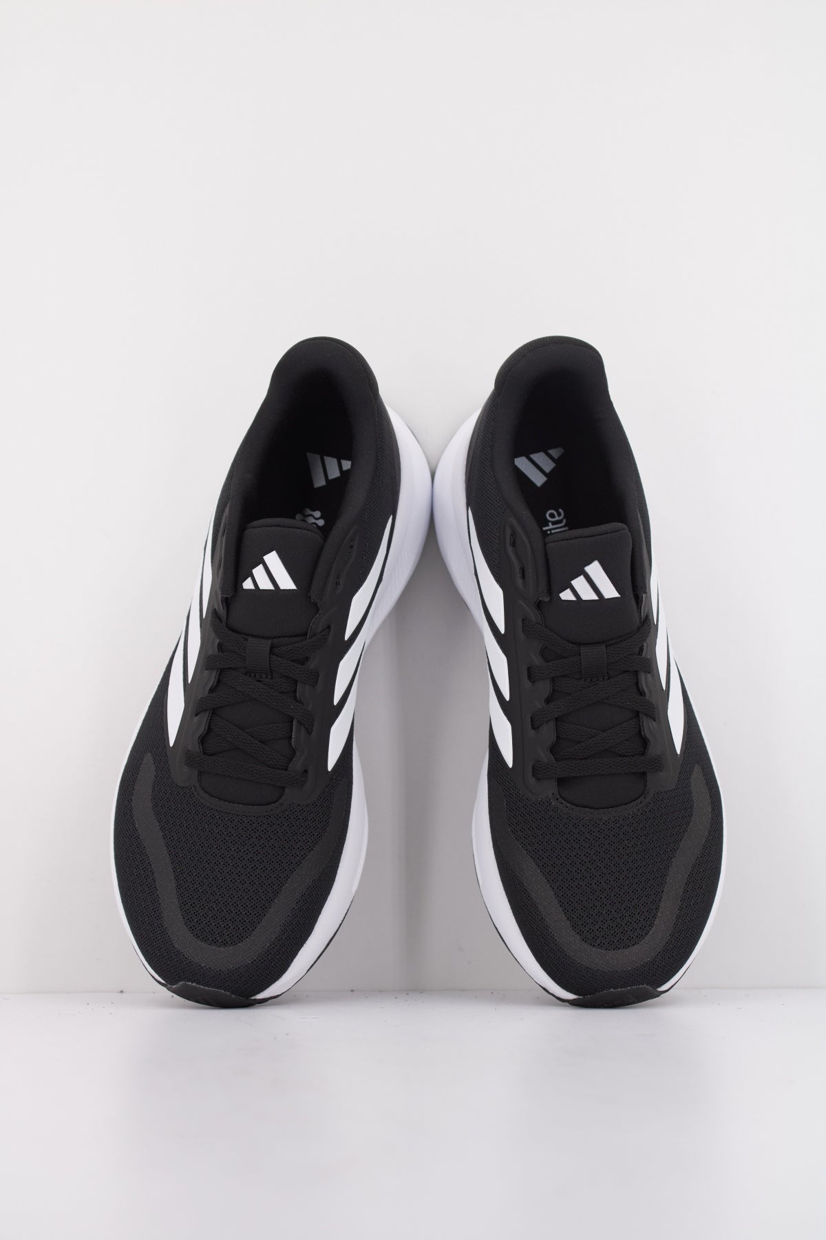 ADIDAS RUNFALCON  en color NEGRO  (3)