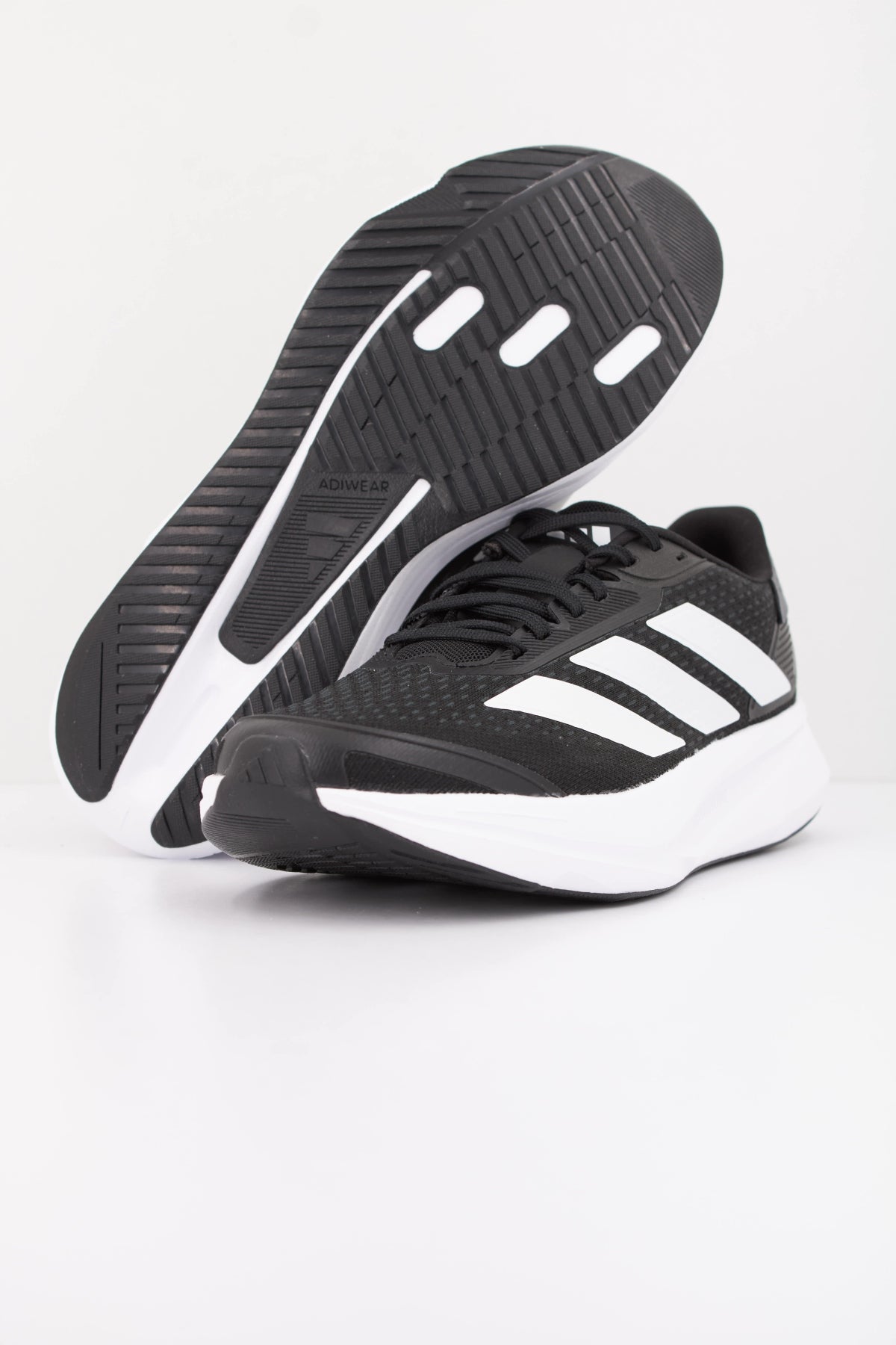 ADIDAS DURAMO SL M en color NEGRO  (5)