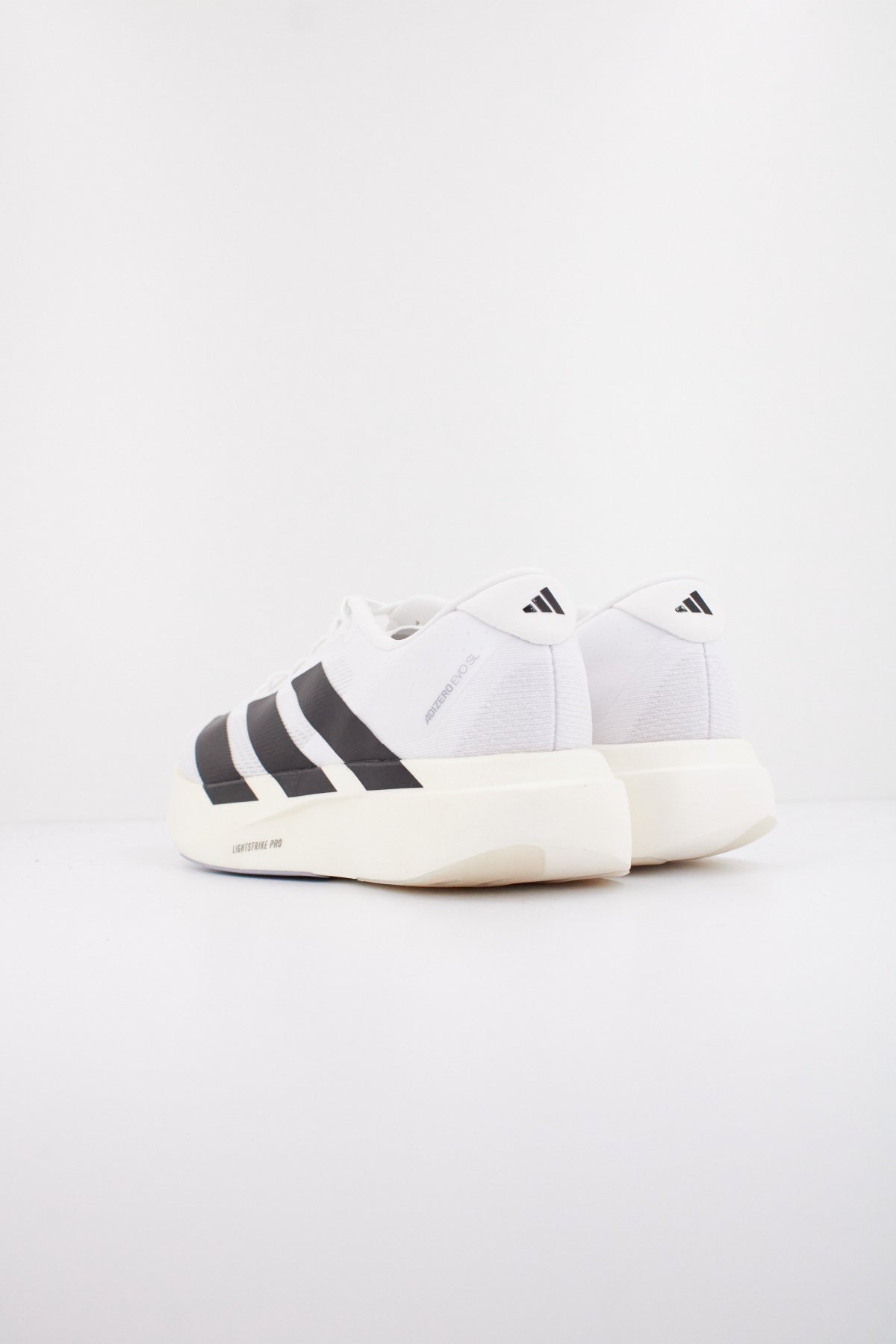 ADIDAS ADIZERO EVO SL M en color BLANCO  (4)