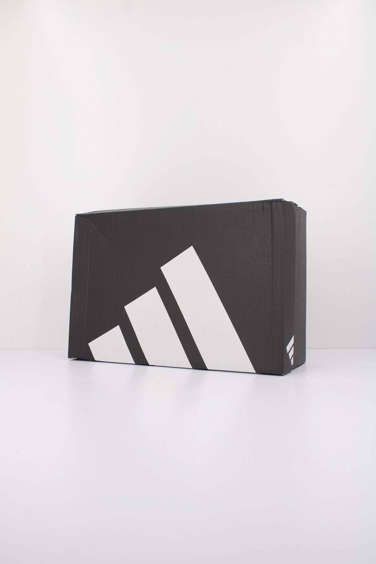ADIDAS HOOPS . MID en color BLANCO  (6)
