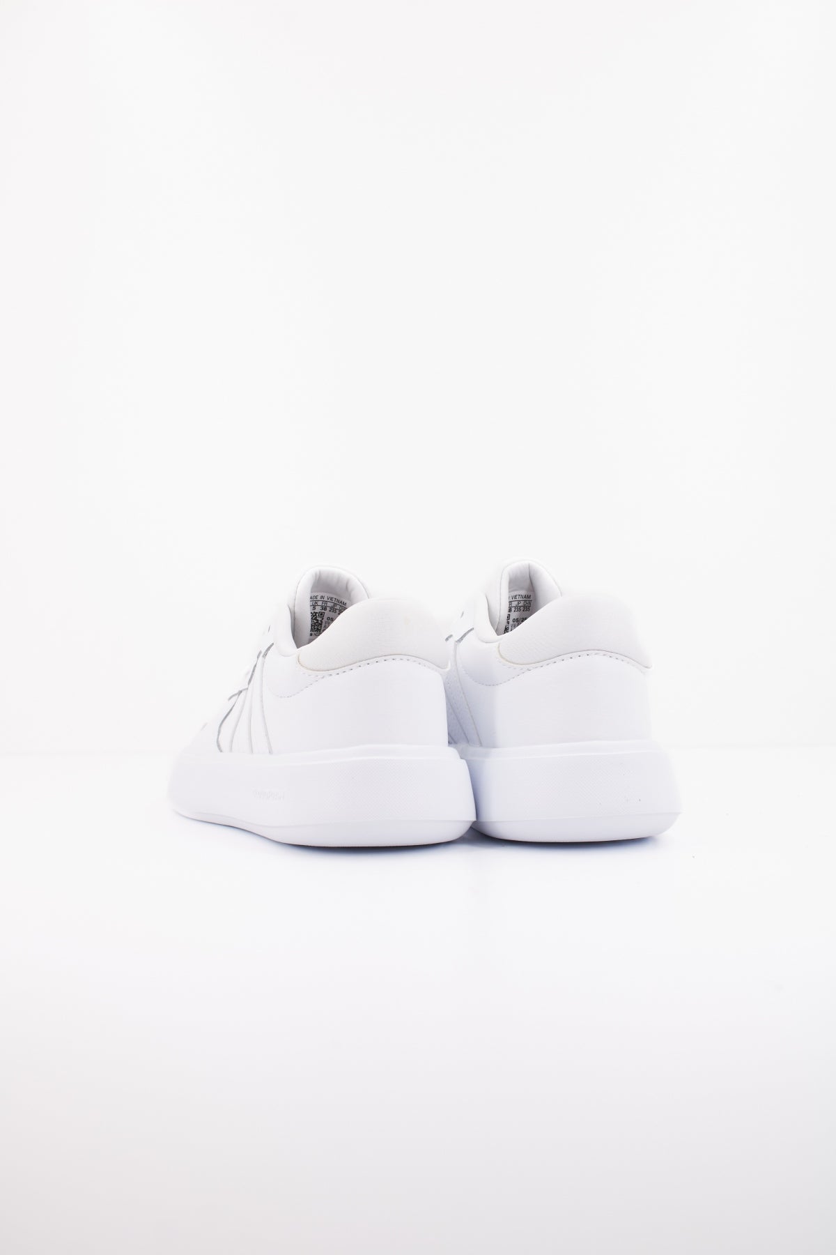 ADIDAS LITECOURT en color BLANCO  (3)
