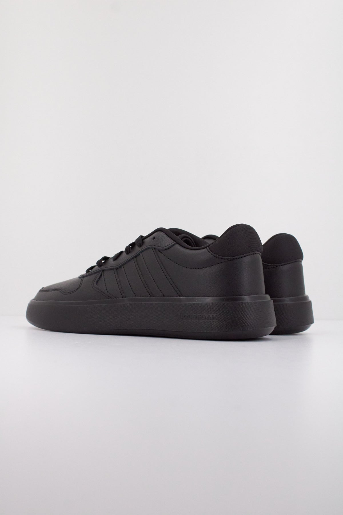 ADIDAS LITECOURT en color NEGRO  (5)
