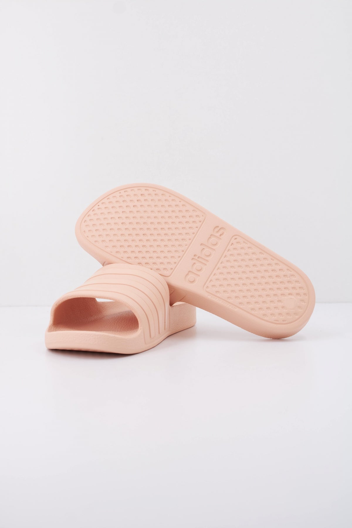 ADIDAS ADILETTE AQUA en color ROSA  (4)