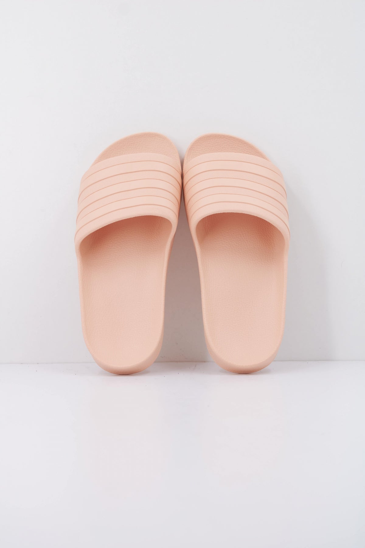 ADIDAS ADILETTE AQUA en color ROSA  (5)