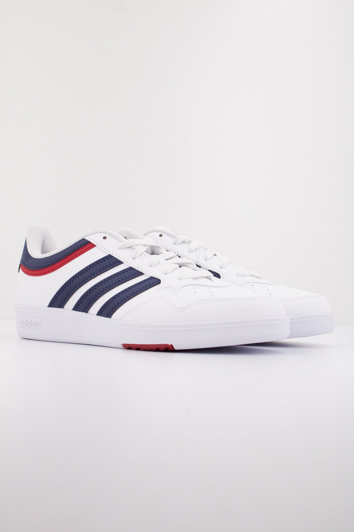 ADIDAS HOOPS . en color BLANCO  (2)