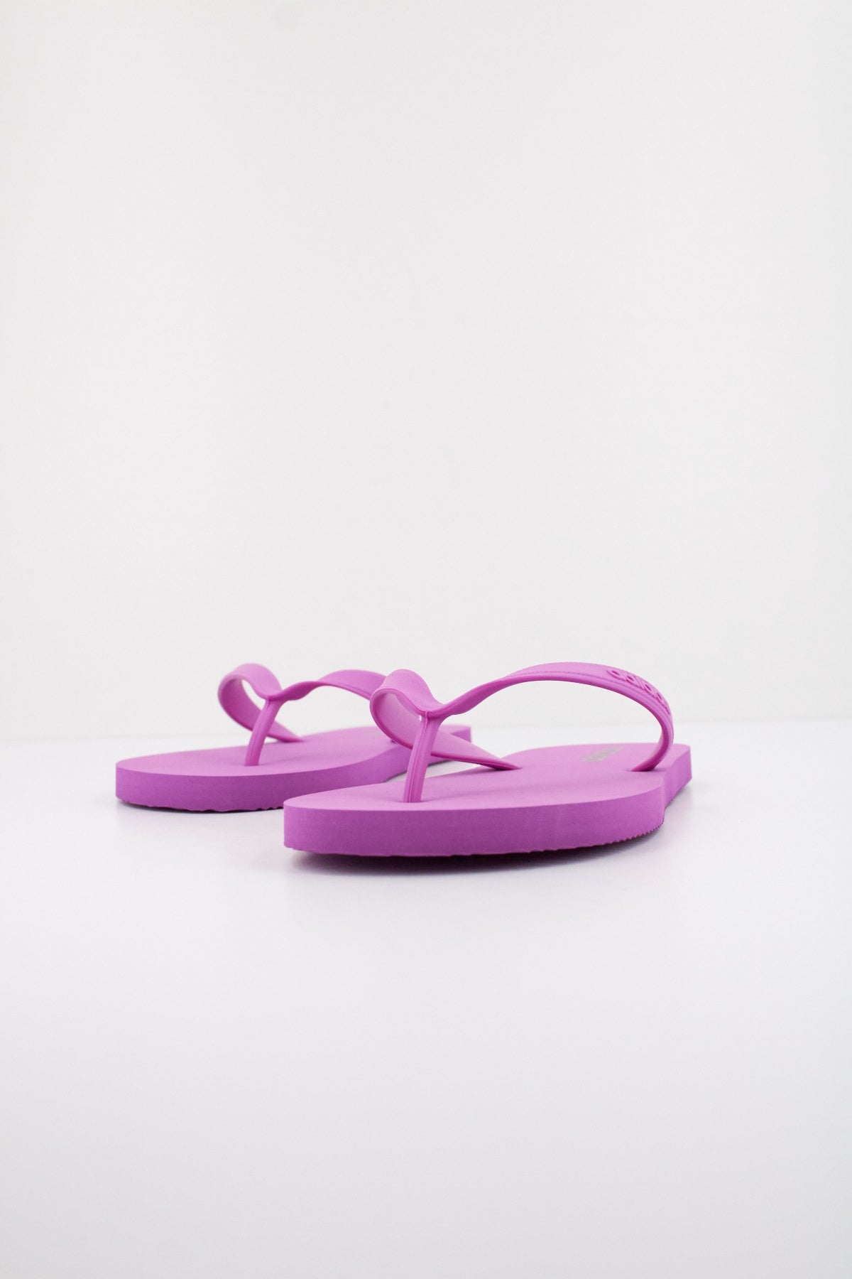 ADIDAS  KEITAKI ALPHA  en color VIOLETA  (2)