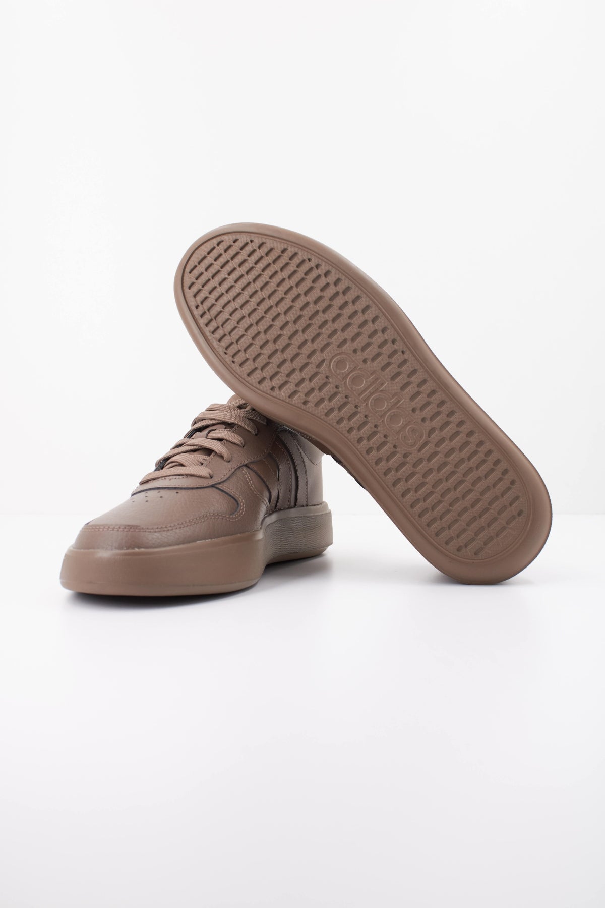 ADIDAS LITECOURT en color MARRON  (5)