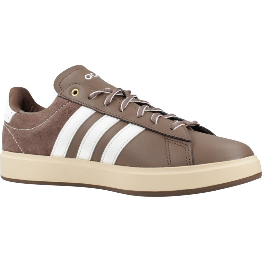 ADIDAS GRAND COURT . en color MARRON  (5)