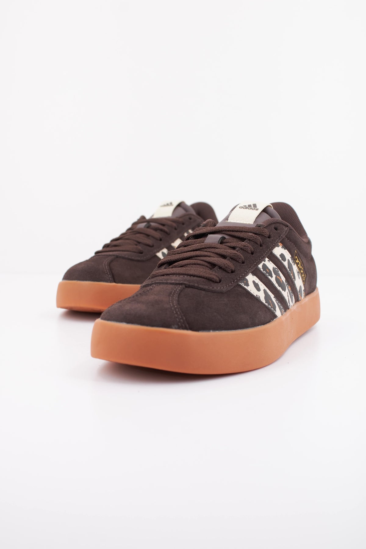 ADIDAS VL COURT . en color MARRON  (2)