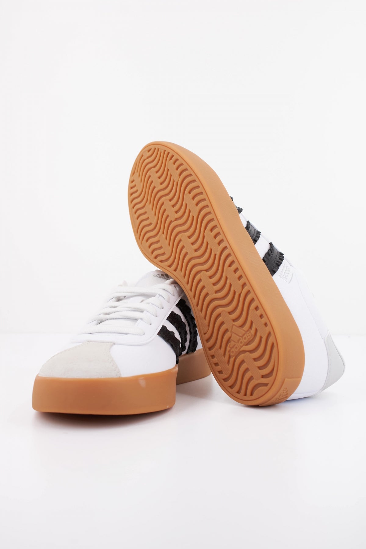 ADIDAS VL COURT . en color BLANCO  (5)