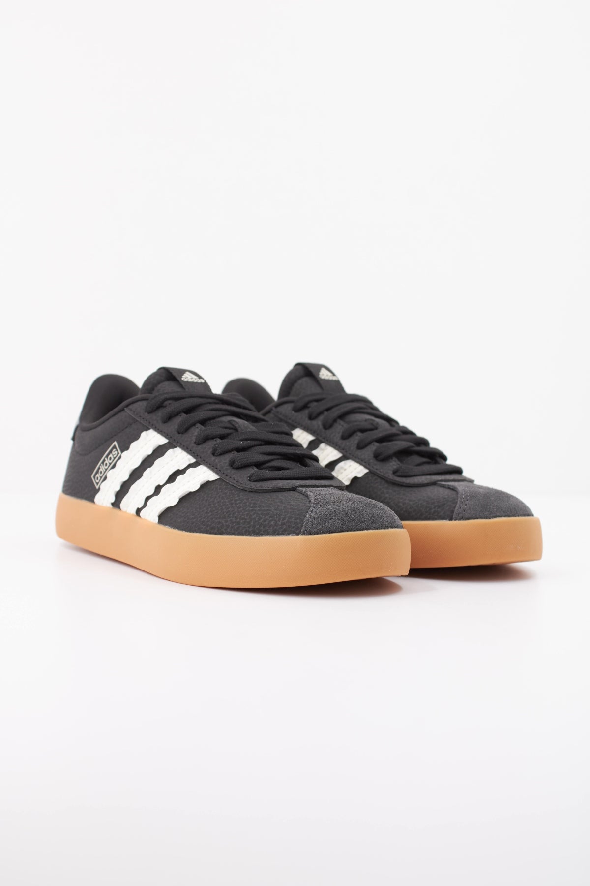 ADIDAS VL COURT . en color NEGRO  (2)
