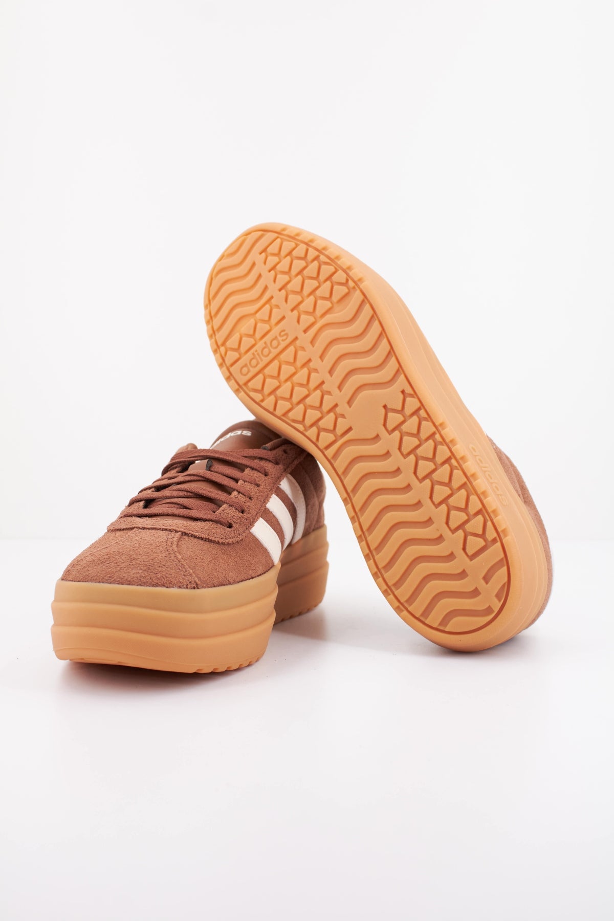 ADIDAS VL COURT BOLD en color MARRON  (5)