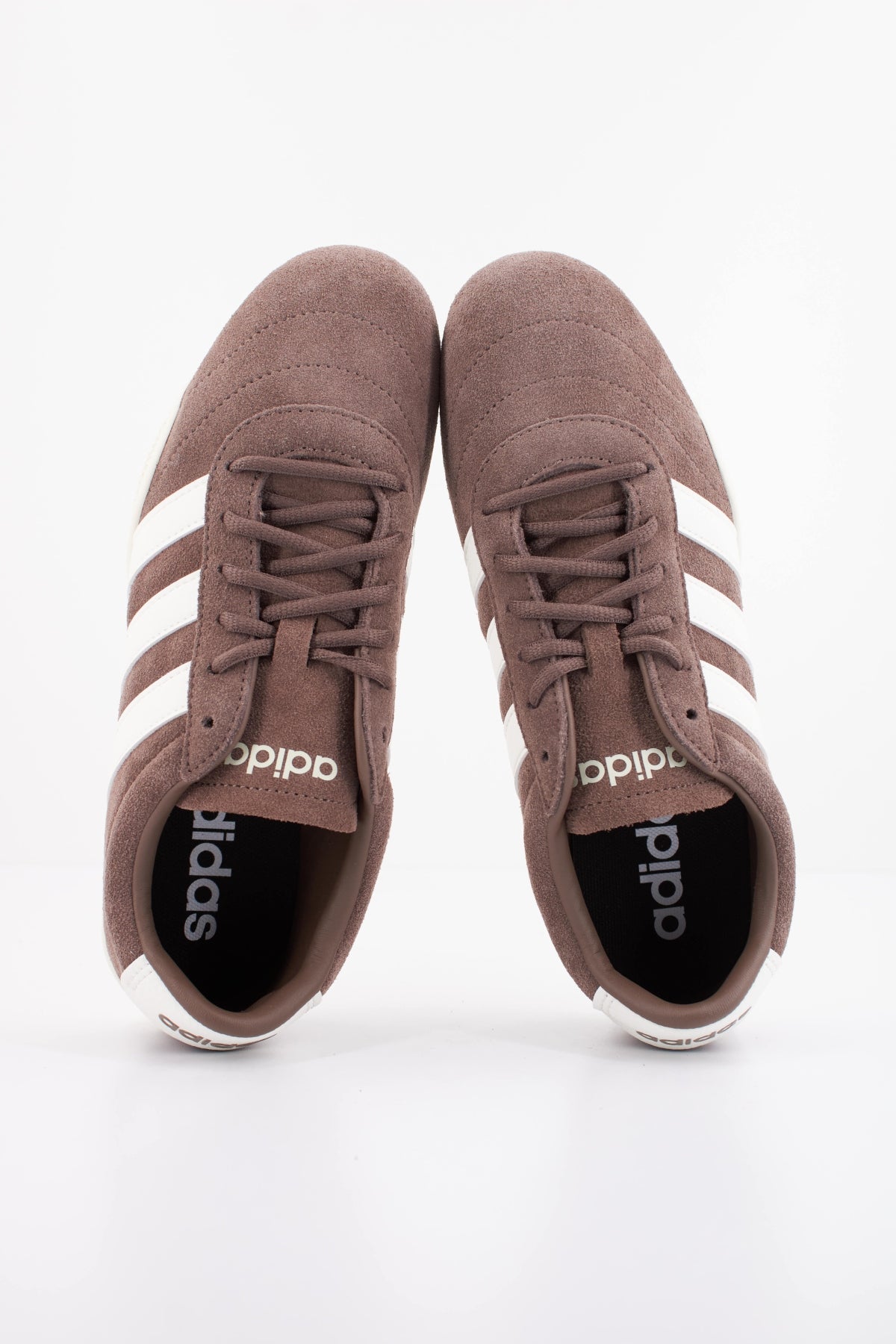ADIDAS GRAND COURT LO en color MARRON  (3)
